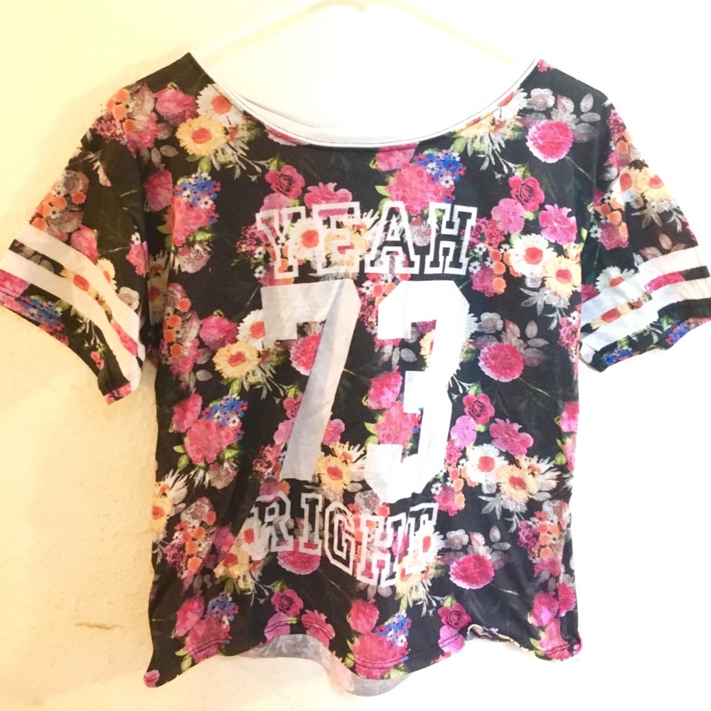 FLOWERY SHIRT WOMENS SMALL